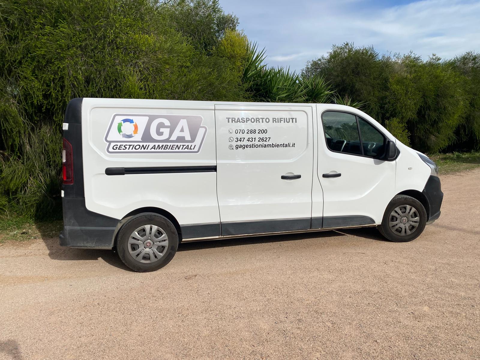 Furgone operativo di GA Gestioni Ambientali per servizi di igiene e disinfestazione